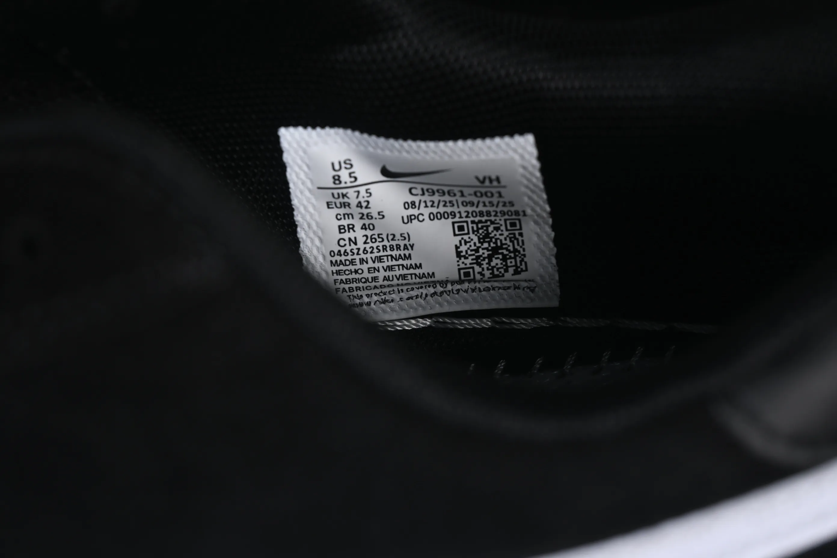 All categories Nk SB Dunk series Nike SB Fc Classic campus sneakers Nike SB Fc Classic Nike autumn and winter campus casual sneakers CJ9961-001
